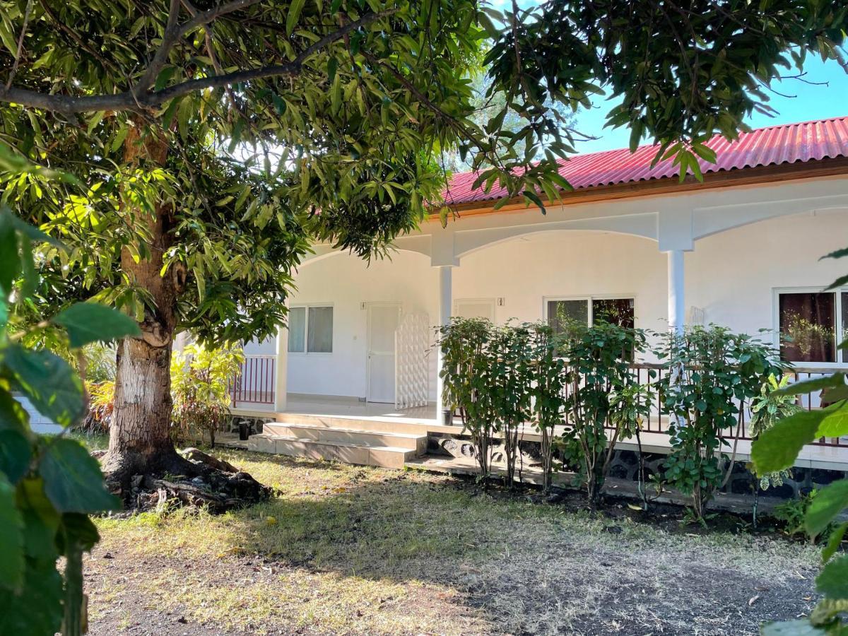 Hotel La Grillade Moroni Exterior photo